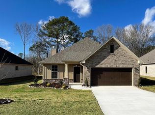 132 Kambry Grove Dr, Huntsville, AL 35811