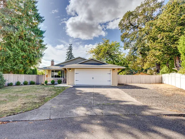 231 Allendale Ct, Saint Helens, OR 97051