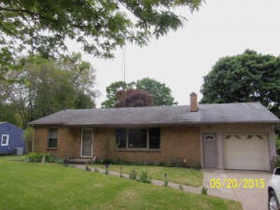 222 Lormar Ave, Benton Harbor, MI, 49022