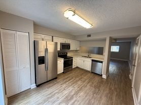 8250 SW 149th Ct