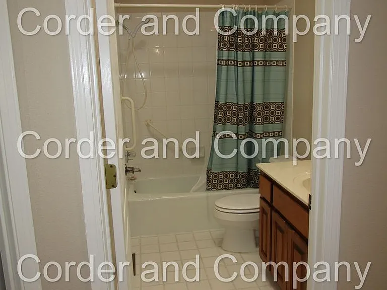 3345 Esplanade Cir SE — Photo 34