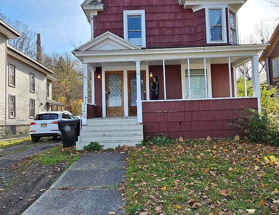 1st image of 125 Groton Ave