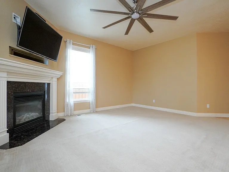 1917 W Marten Creek Dr — Photo 22