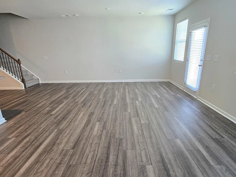 5035 Kota St — Photo 10