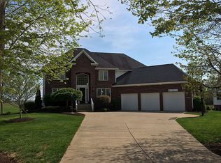 15119 Geist Ridge Dr, Fishers, IN 46040