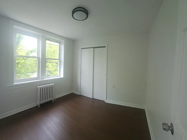 277-287 Hempstead Ave #1 — Photo 4