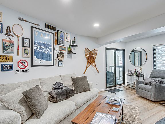 4th image of 1650 Fallridge Rd #111
