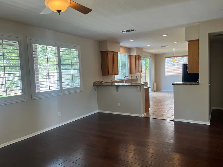 32855 Abana Ct — Photo 5