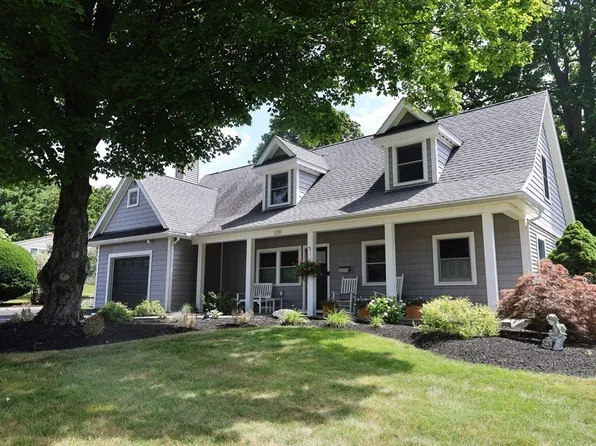 129 Burley St, Danvers, MA 01923