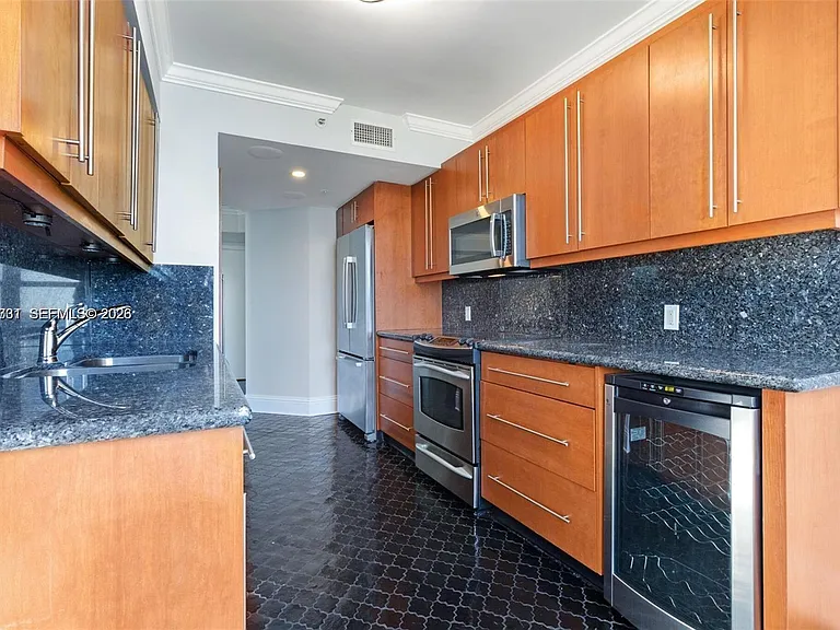 701 Brickell Key Blvd #2103 — Photo 16