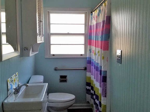 3rd image of 833 Berkshire Dr