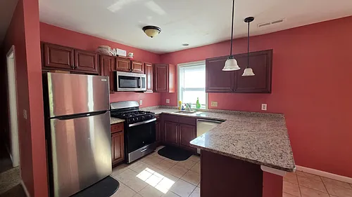 152 Lamberton St #2 Photo 1