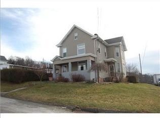 2602 Vancouver St, Grapeville, PA 15634