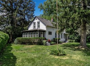 8290 Stahley Rd, East Amherst, NY 14051