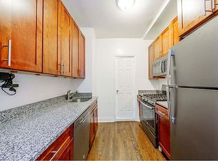 209 E 76th St APT 4B, New York, NY 10021
