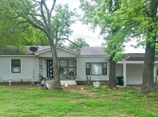 819 W 4th St, Ada, OK 74820