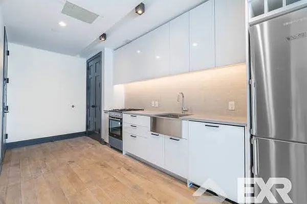 Rented by The KCI Group | media 83