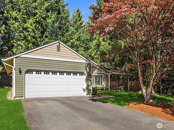 2nd image of 23018 NE 25th Way