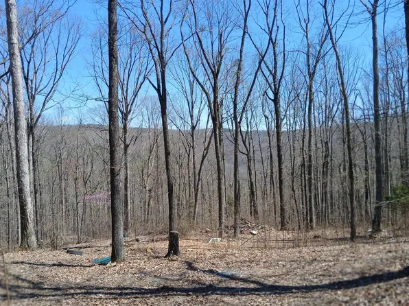 377 Blowing Cave Rd, Gurley, AL 35748