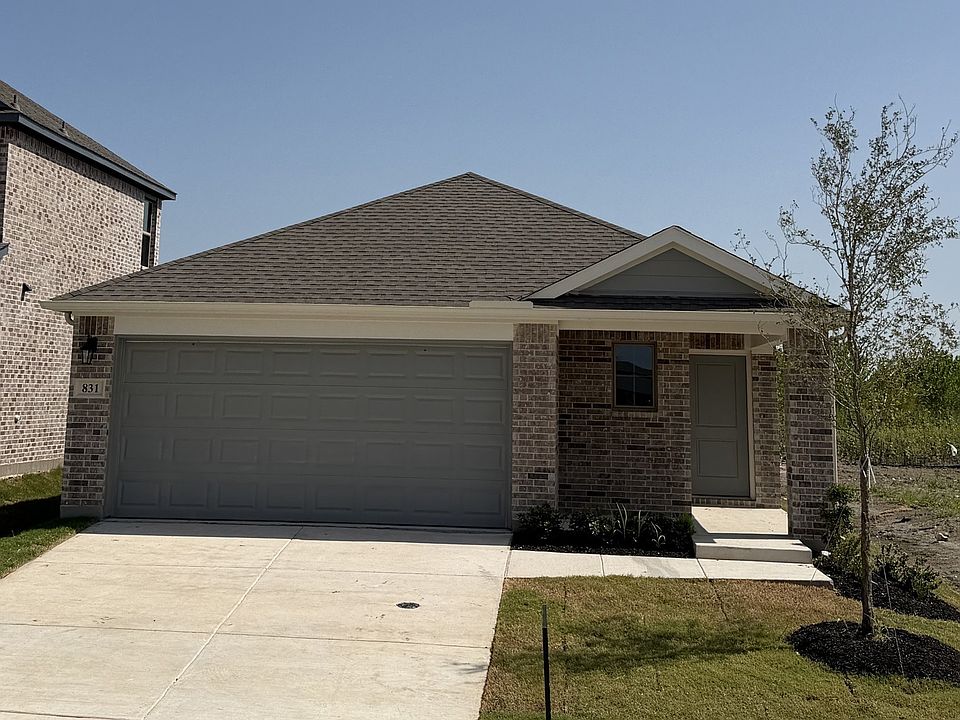 1st image of 831 Hillcrest Bouvelard