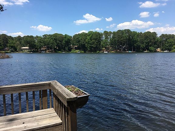 2nd image of 1952 Lake Lucerne Dr