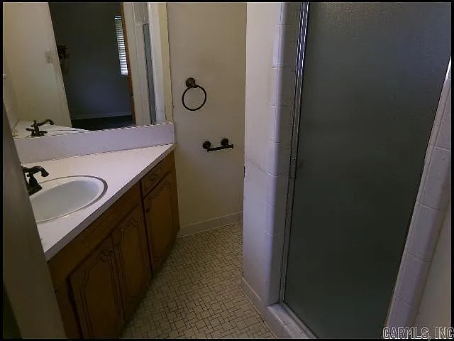 5116 Lynch Dr — Photo 20