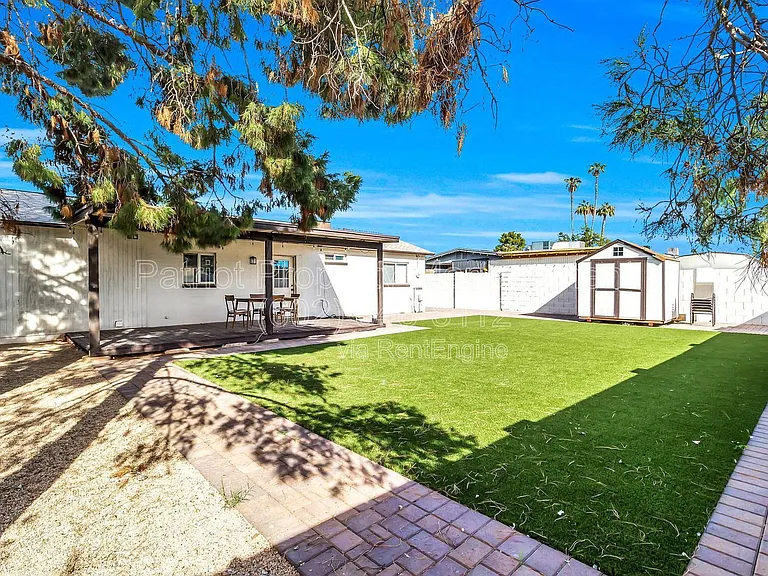 449 E Harmony Ave — Photo 31