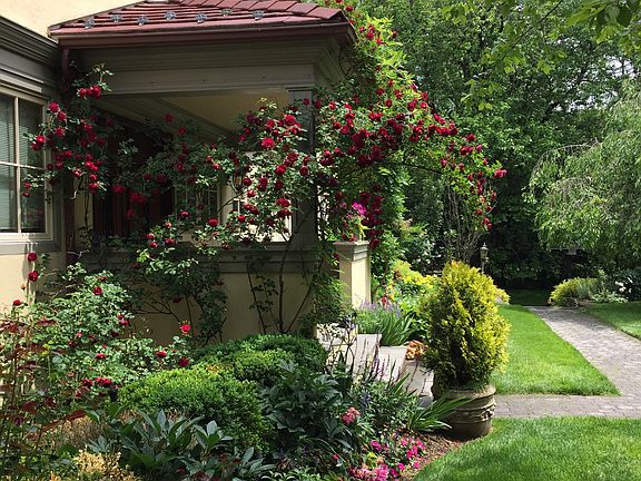 5th image of 2 Sharon Ln