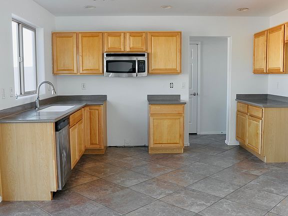3rd image of 21254 E Freedom Dr