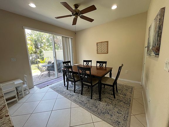 3rd image of 126 Lake Monterey Cir