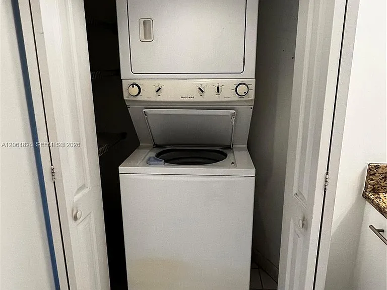 3300 NE 191st St #LP10 — Photo 10