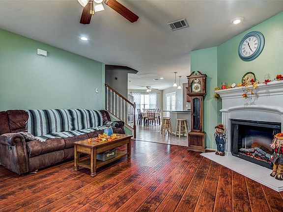 5th image of 4024 Hanna Rose Ln
