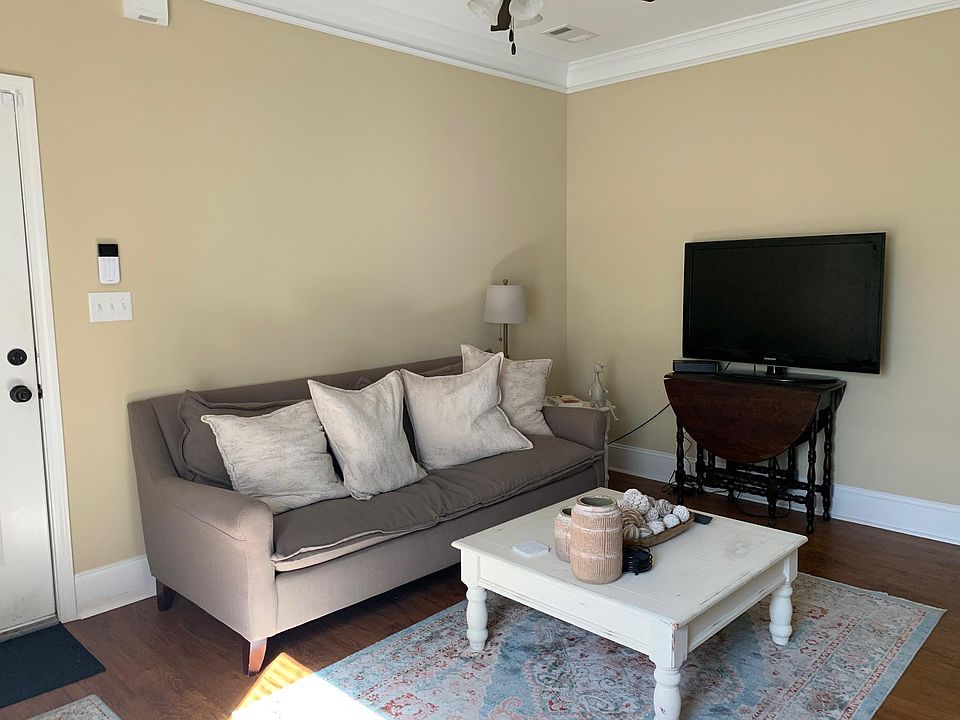 1st image of 1557 Craig St #1557
