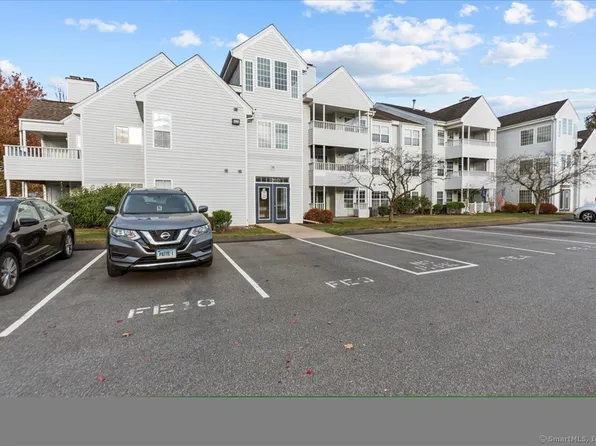 14 Forest Glen Circle #3, Middletown, CT 06457