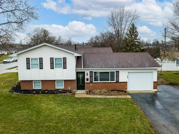 866 Brookdale Dr, West Jefferson, OH 43162