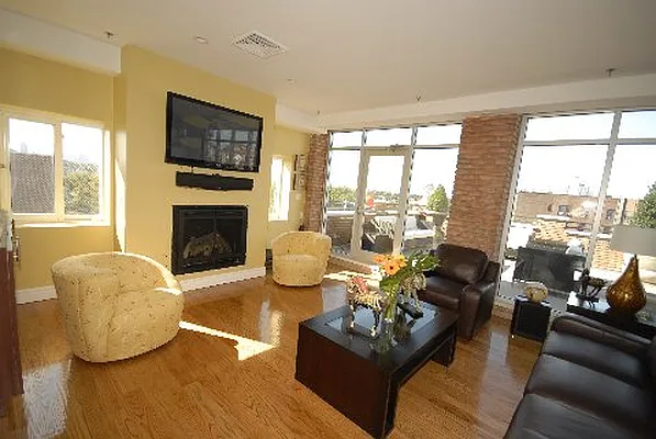 Sold by News Realty | media 4