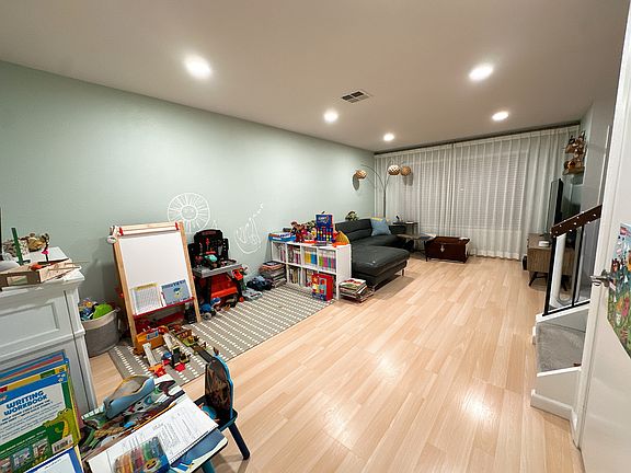 5th image of 4948 Flat Rock Cir