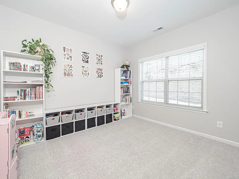 103 Dogwood Blossoms Dr — Photo 18