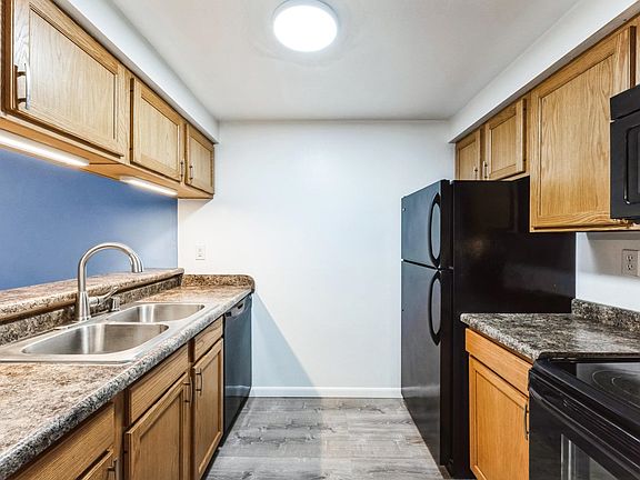 5th image of 4322 Melody Ln APT 6