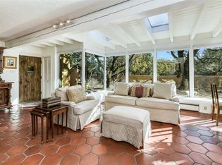 1066 Governor Dempsey Dr, Santa Fe, NM 87501