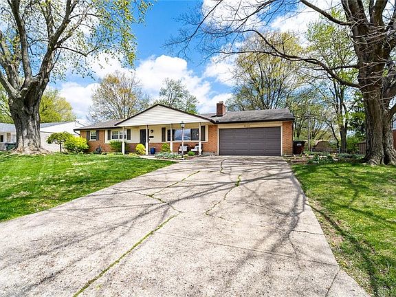 2nd image of 4848 Walden Ln