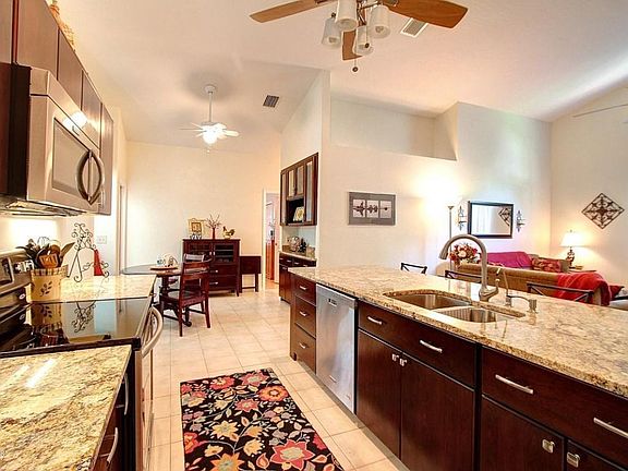 5th image of 1060 Hollow Brook Ln