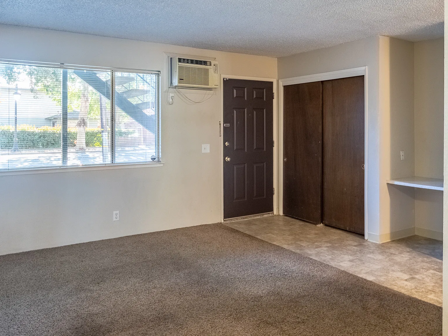 1 bed, 675 sqft, $1,000 — Photo 3