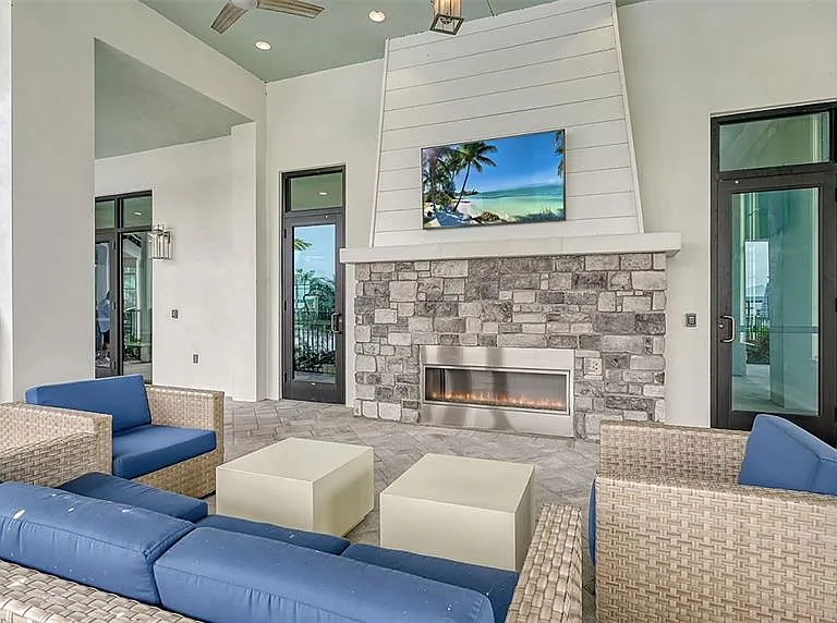 16905 Sweetwater Village Dr — Photo 71