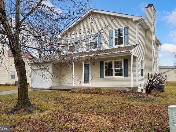 3rd image of 1989 Carol Dr