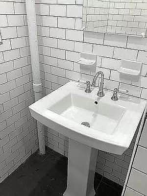 2nd image of 5056 Broadway APT 5