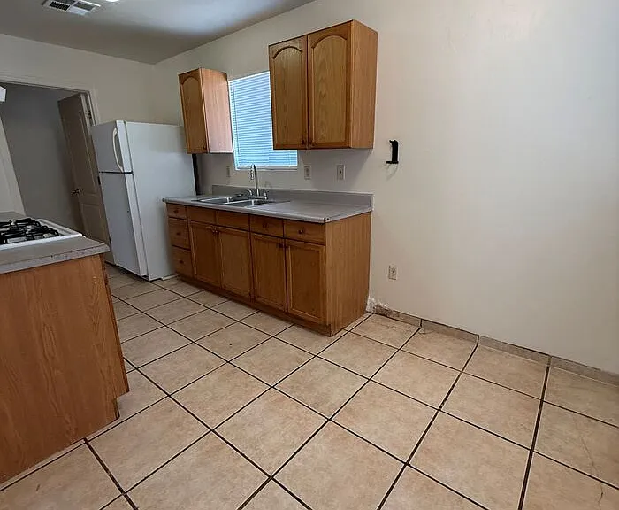 426 E Mohave Rd #2 — Photo 5