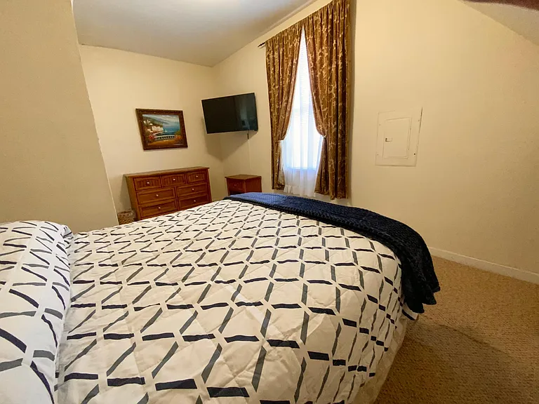 2619 Baker Ave #3 — Photo 8