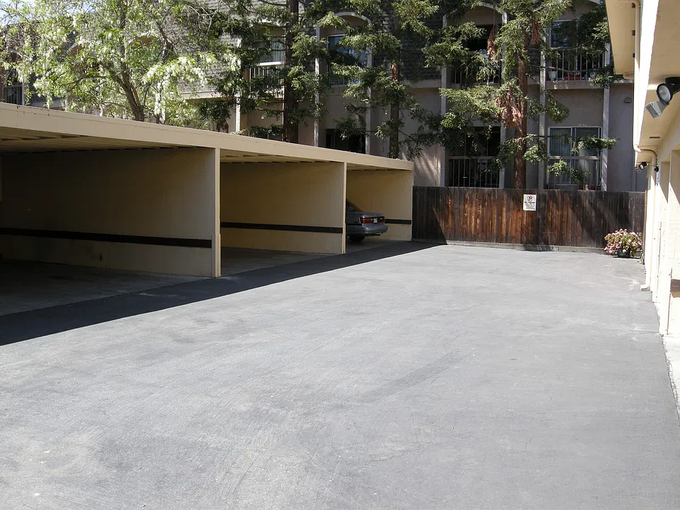Rear carport