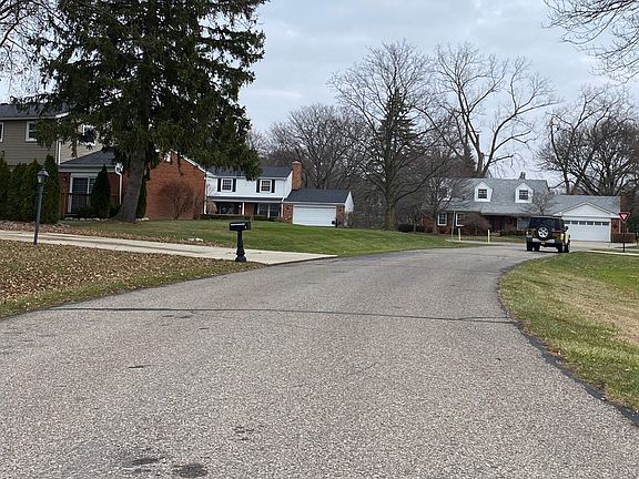 4th image of 30279 Wicklow Ct